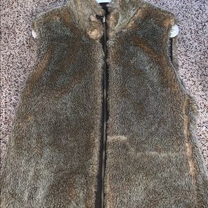 Sherpa Reversible Vest